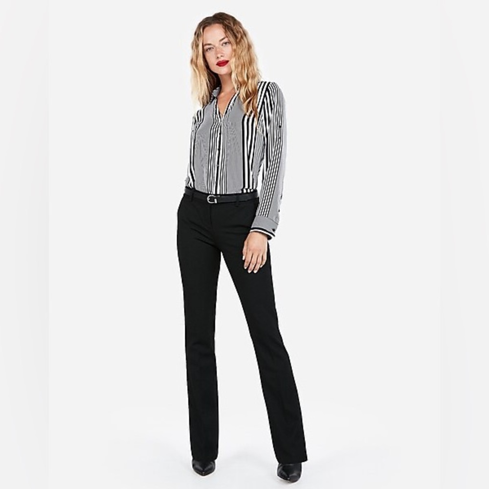 NWT Columnist Barely Boot. Mid Rise Fitted Through Hip&Thigh Black Women's Pants